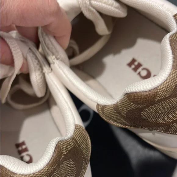 COACH- Clip Leather Low Top Chalk Sneakers- 9.5B - Picture 11 of 14